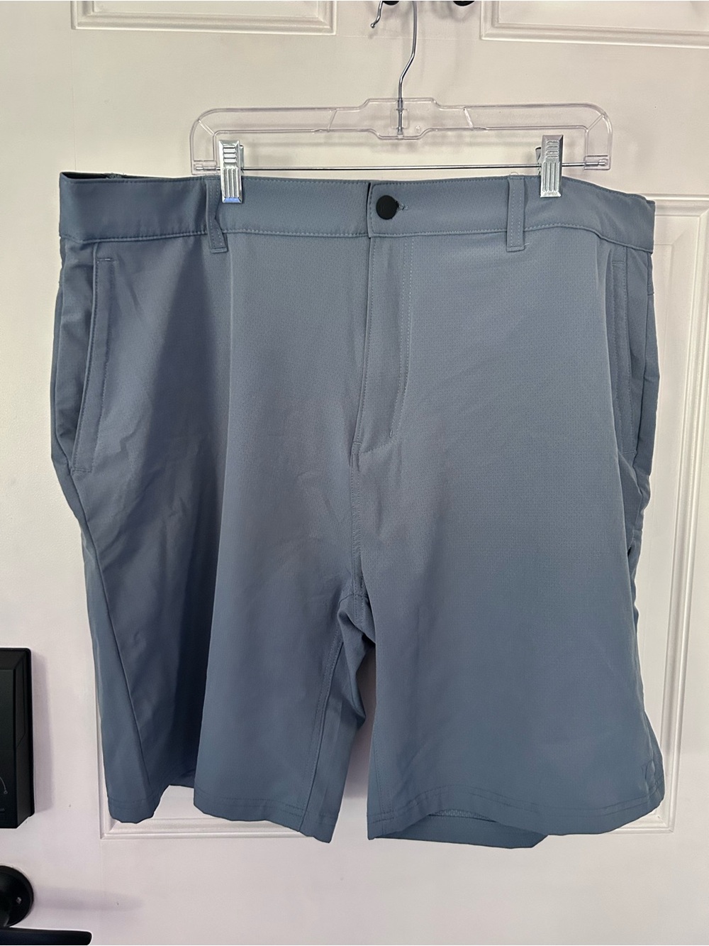 Hurley Men's Light Blue Flat-Front Performance Shorts